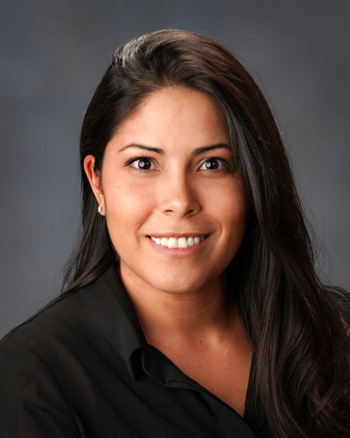 Stephanie Hoofard, Broker